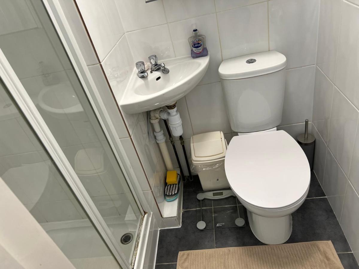 Apartament Luxury 1Bed Holiday Flat-10 Minutes From London Bridge & 3Mins Walk To Lewisham Dlr Zewnętrze zdjęcie